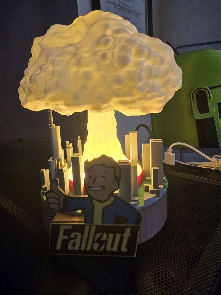 [BN3D-000826] Lámpara Fallout