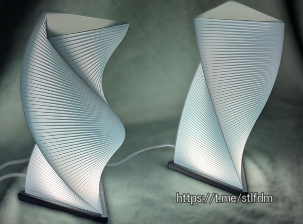 [BN3D-000846] Lámpara prisma trenzada triple