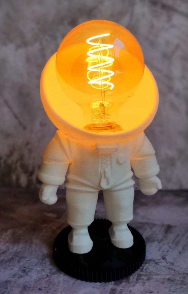 astronauta lámpara