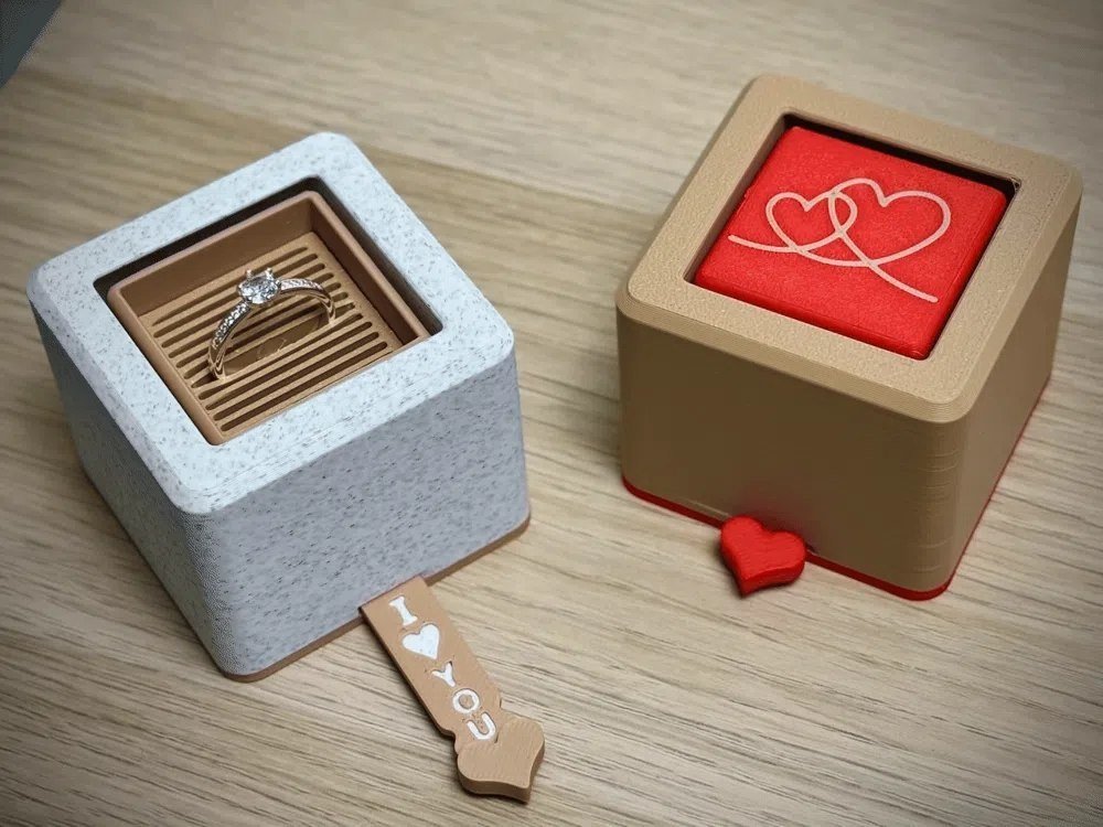 Love Box (AMS)