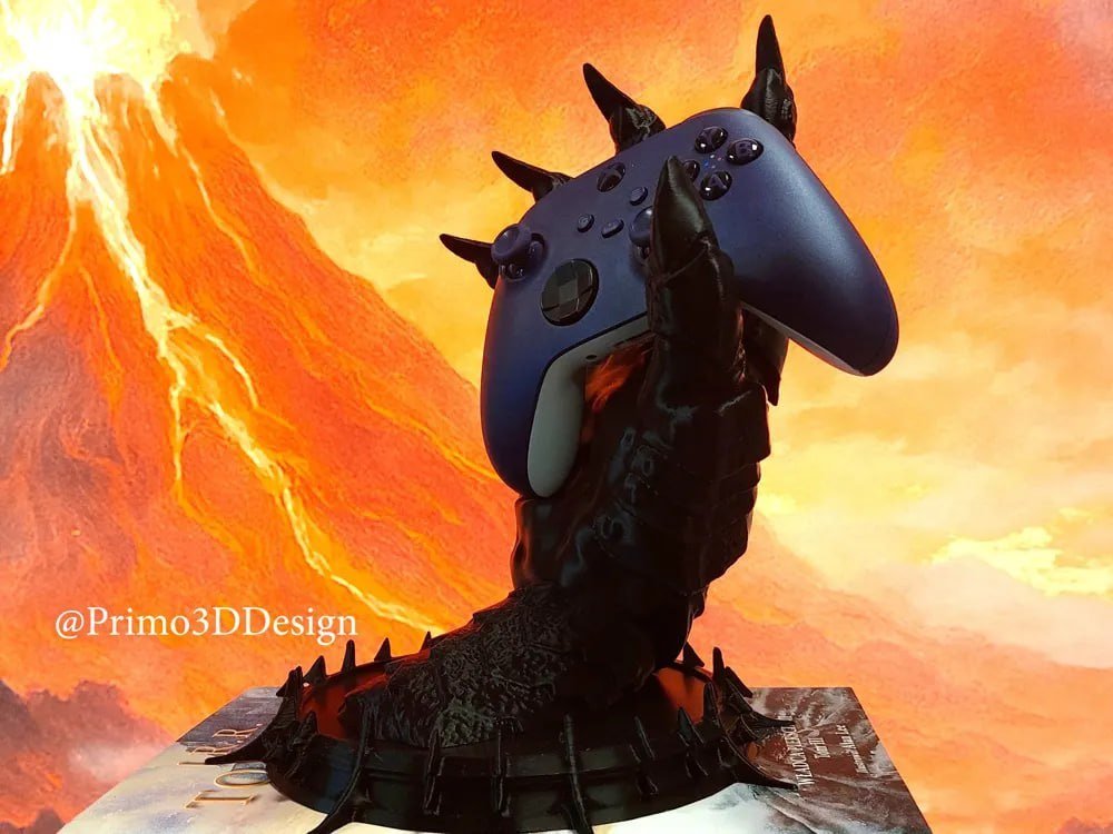 [BN3D-000653] Sauron s Hand from Lord of the Rings Gamepad Stand